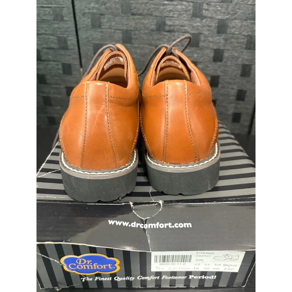 Dr Comfort men's brown loafer size 9 W/B